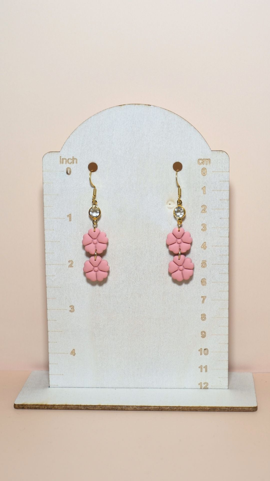 Handmade classic flower stack with gem polymer clay earrings size guide showing scale and measurements – Spring collection