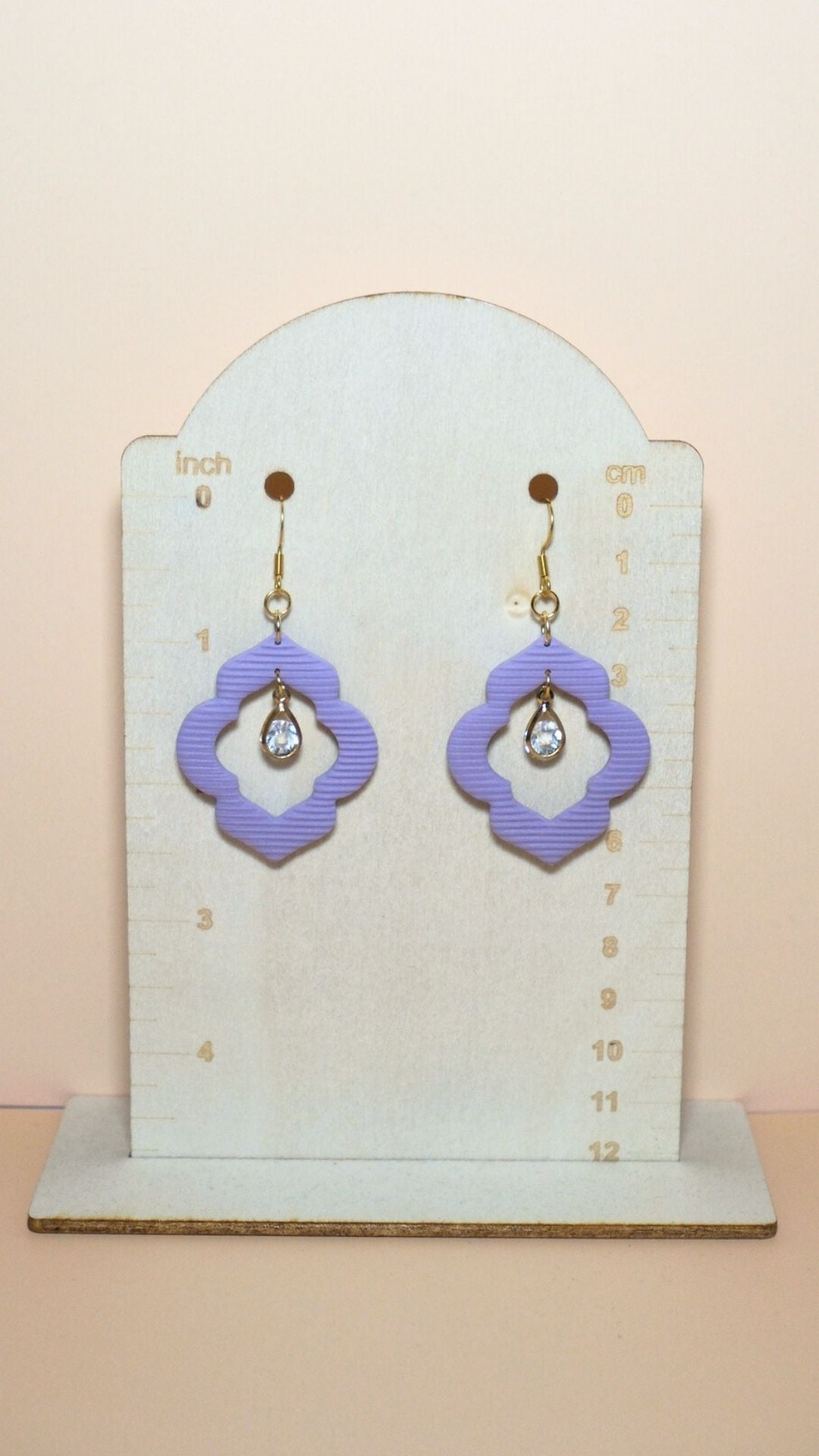 Handmade crystal drop frame polymer clay earrings size guide showing scale and measurements – Winter collection