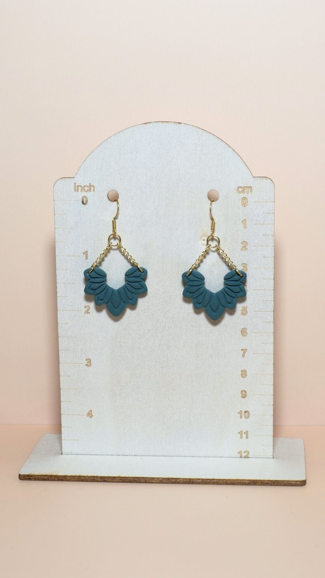 Handmade floral dangle with chains polymer clay earrings size guide showing scale and measurements – Autumn collection