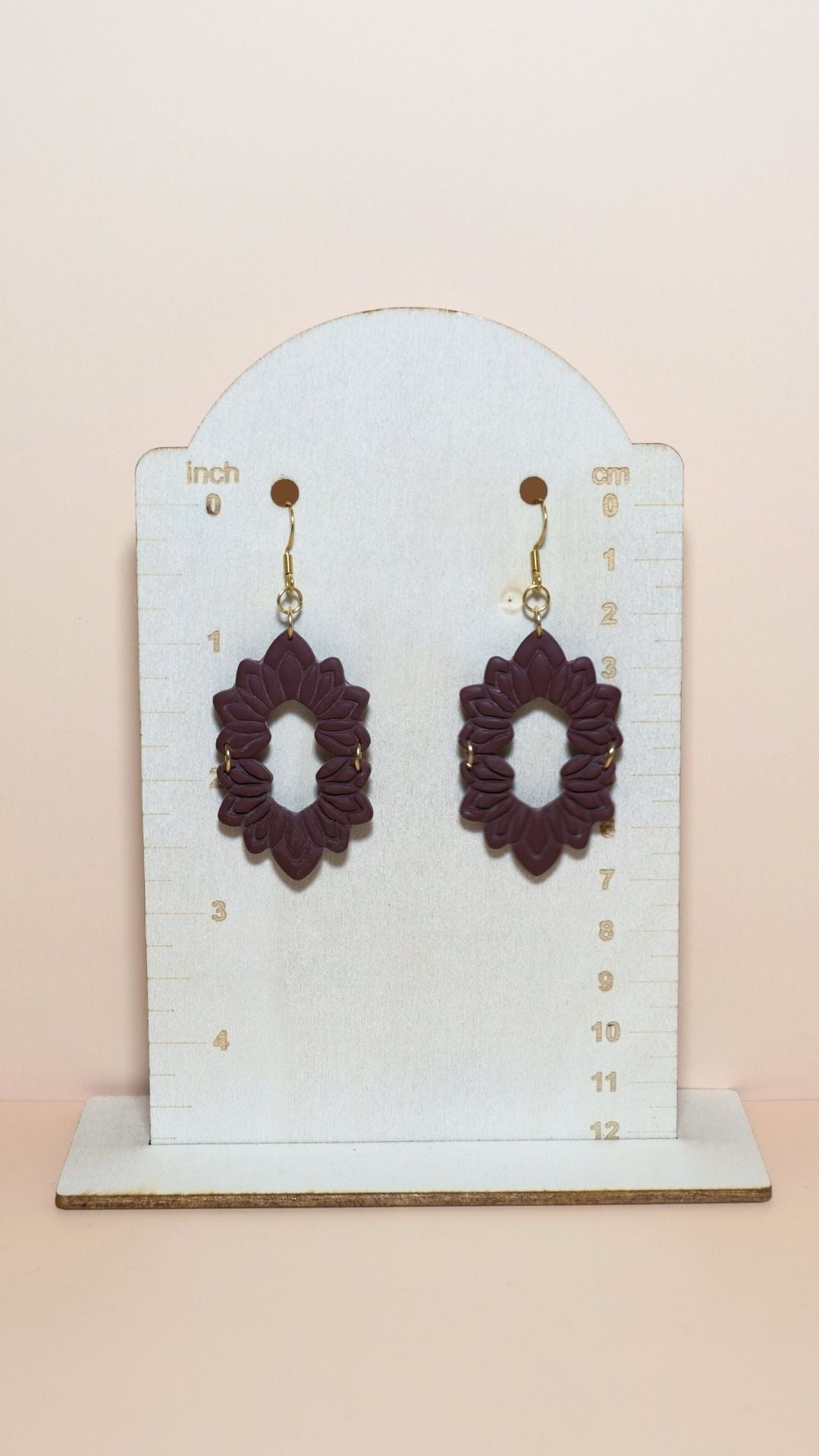 Handmade floral long dangle polymer clay earrings size guide showing scale and measurements – Autumn collection