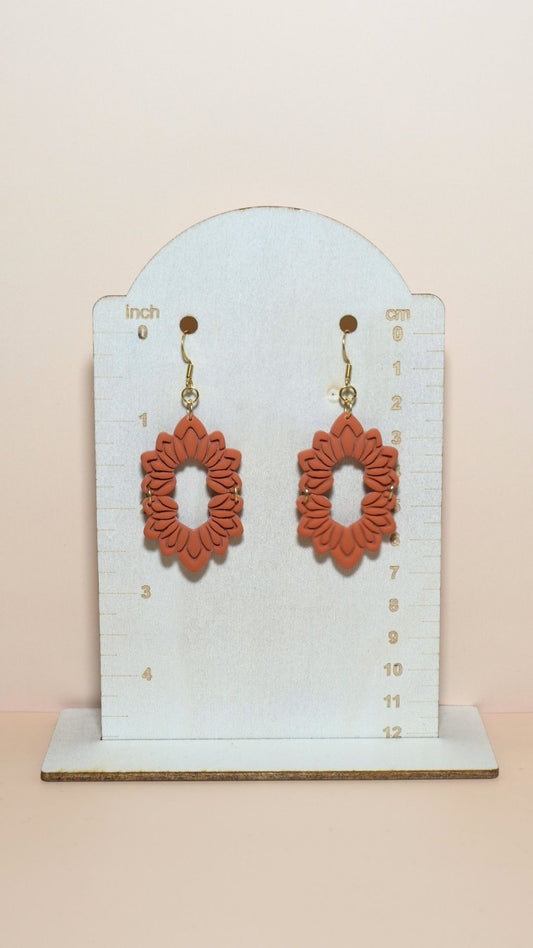 Handmade floral long dangle polymer clay earrings size guide showing scale and measurements – Summer collection