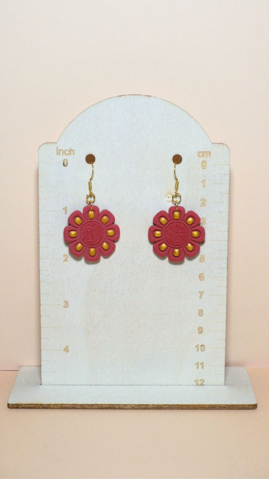 Handmade flower with gold detailing polymer clay earrings size guide showing scale and measurements – Spring collection