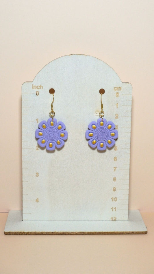 Handmade flower with gold detailing polymer clay earrings size guide showing scale and measurements – Winter collection