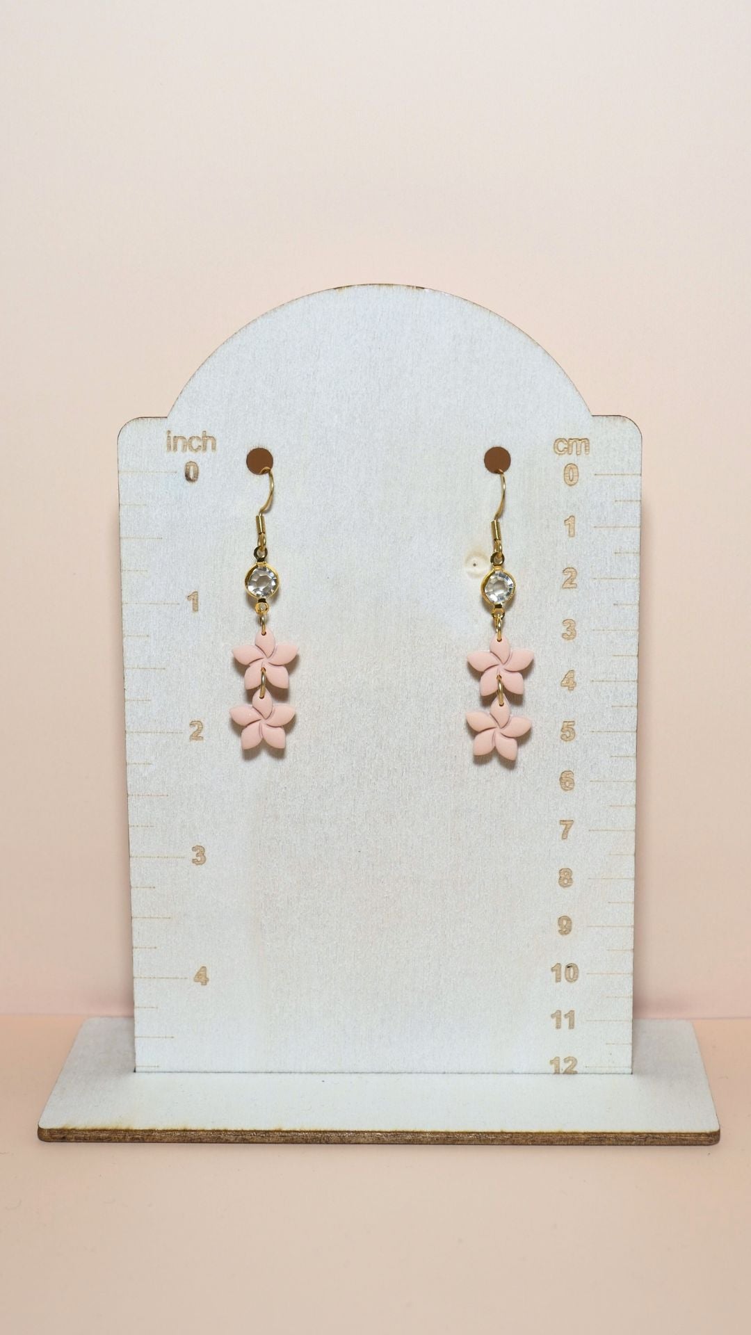 Handmade statement flower stack with gem polymer clay earrings size guide showing scale and measurements – Summer collection